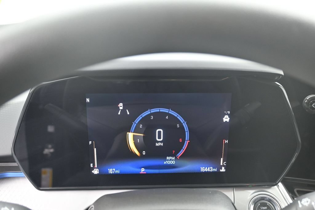 Used 2024 Chevrolet Trax LT FWD image 11
