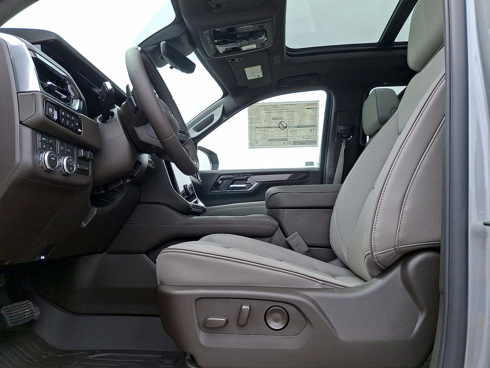 New 2026 GMC Yukon XL Elevation w/ Elevation Premium Package AWD/4WD image 14