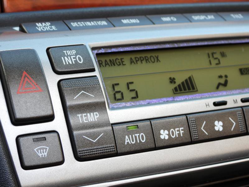 Used 2005 Lexus SC 430 Convertible image 58