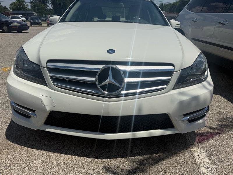 Used 2012 Mercedes-Benz C 250 Sedan image 22
