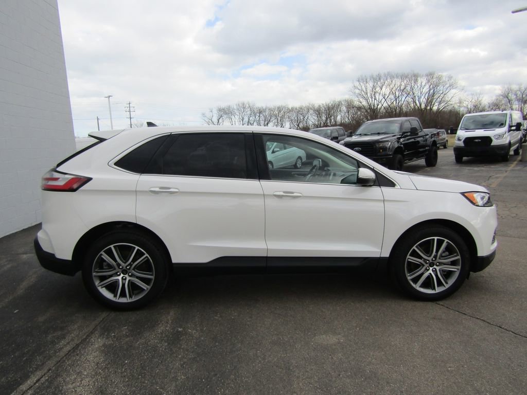 Used 2024 Ford Edge Titanium w/ Equipment Group 301A AWD/4WD image 10