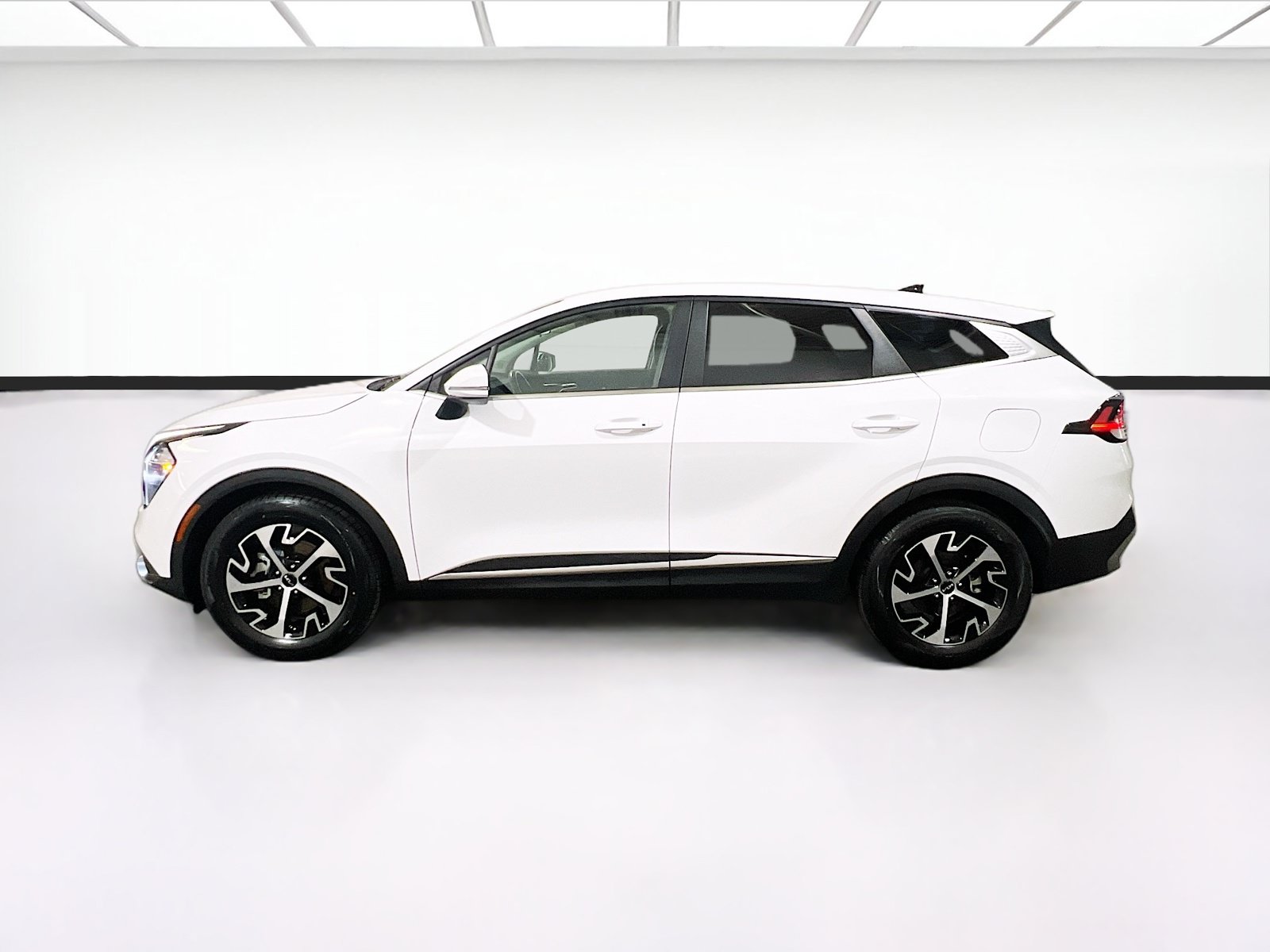 Used 2023 Kia Sportage EX FWD image 23