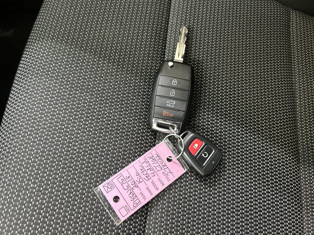 Used 2018 Kia Forte LX w/ LX Rear Camera Package FWD image 12