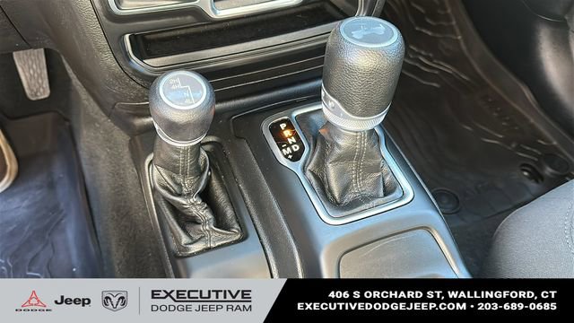 Used 2022 Jeep Wrangler Unlimited Willys image 17
