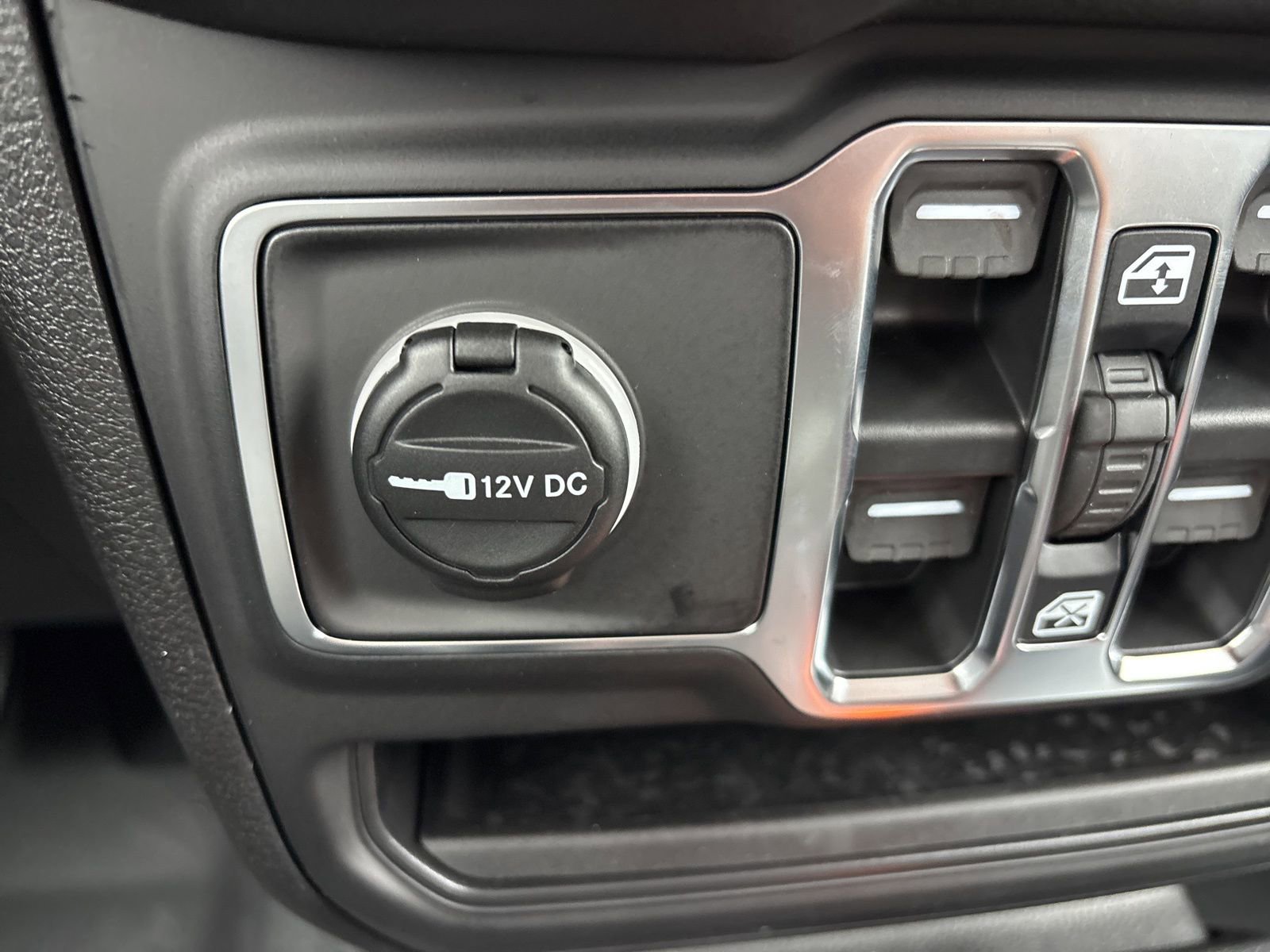 New 2026 Jeep Gladiator Sport image 23