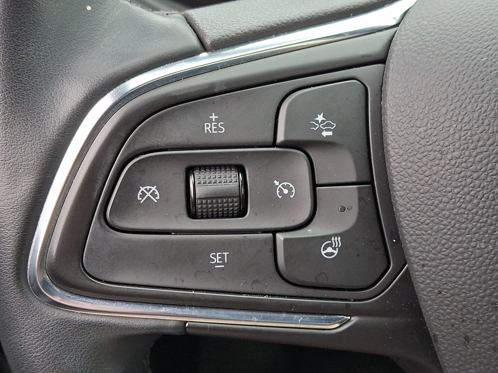 Certified 2024 Buick Envista Sport Touring w/ Convenience I Package FWD image 22