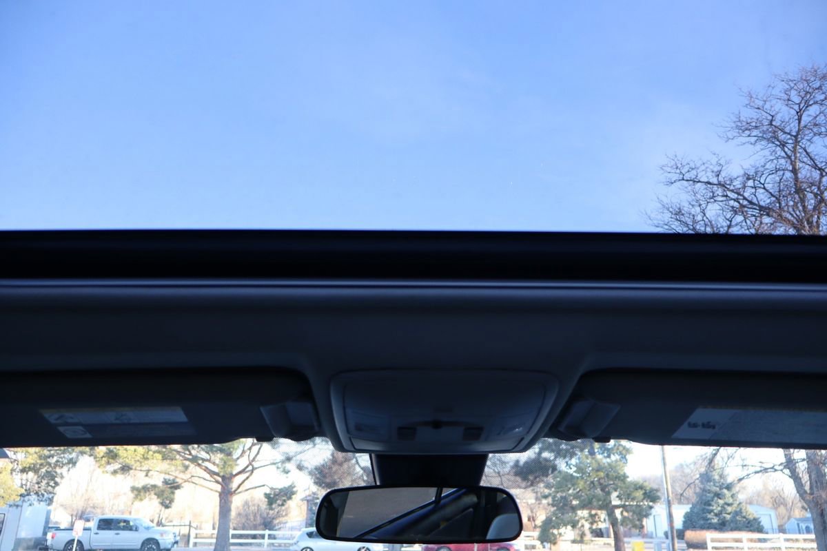 Used 2017 Toyota RAV4 XLE image 28