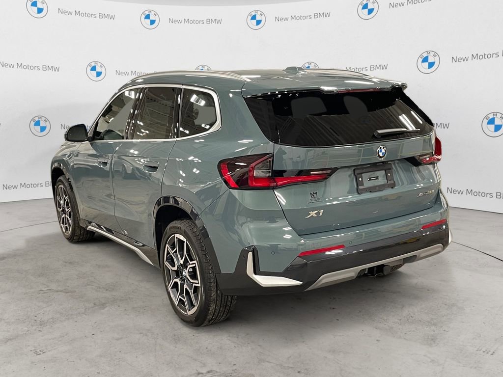 New 2026 BMW X1 xDrive28i w/ Technology Package AWD/4WD image 3