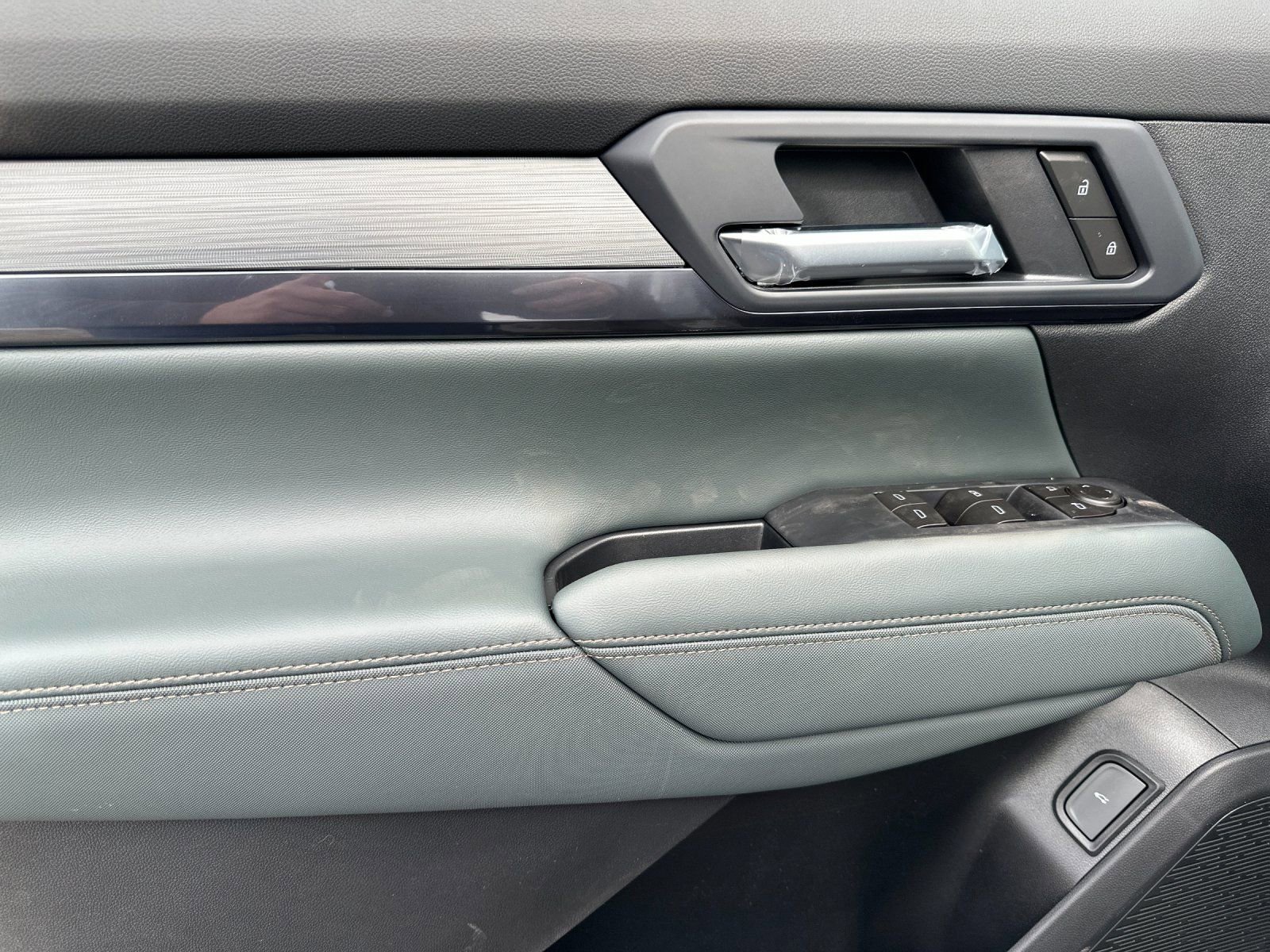 New 2026 GMC Terrain AT4 w/ Technology Package II image 11