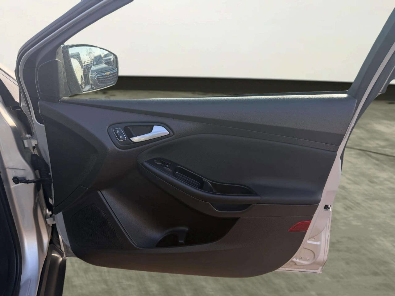 Used 2016 Ford Focus SE image 23