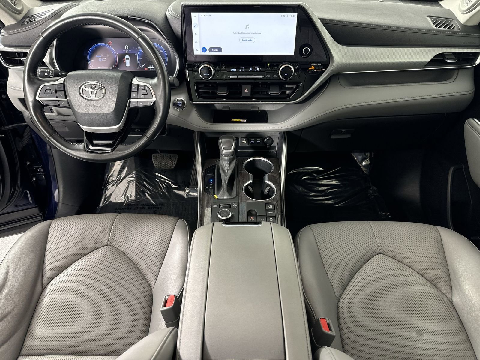Used 2023 Toyota Highlander Platinum AWD/4WD image 24