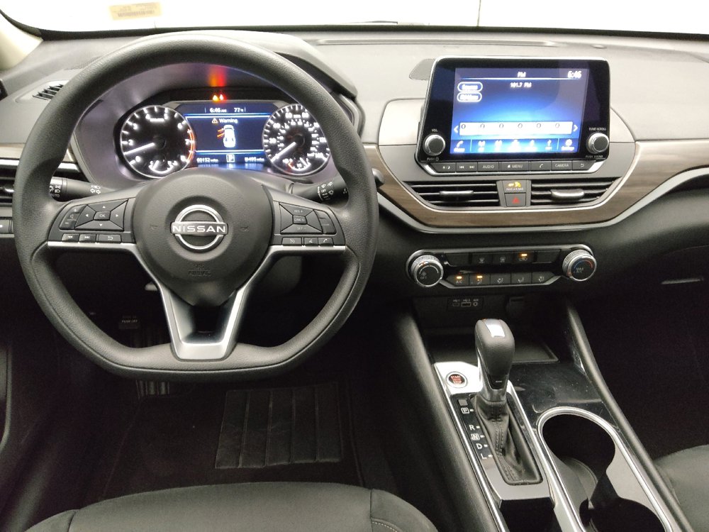 Used 2024 Nissan Altima 2.5 SV image 22