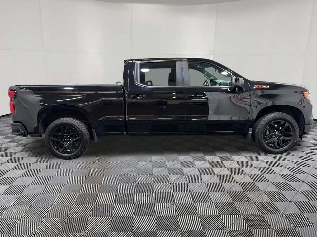 Used 2024 Chevrolet Silverado 1500 RST AWD/4WD image 8