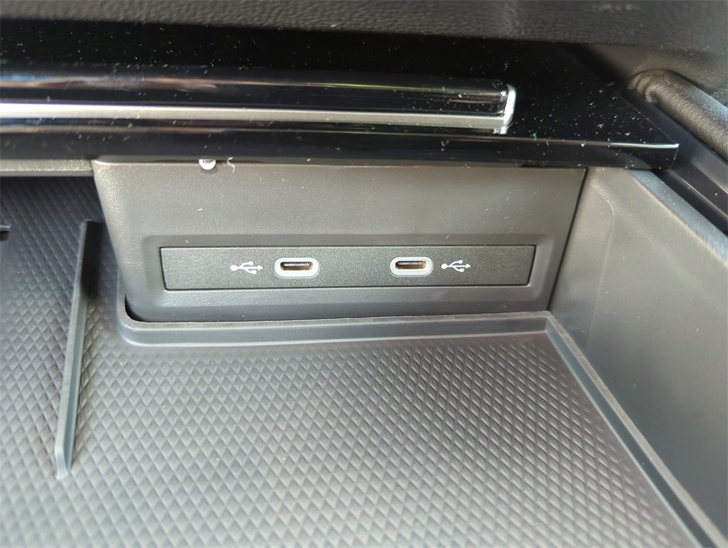 New 2026 Volkswagen Atlas Cross Sport SEL Premium R-Line image 37