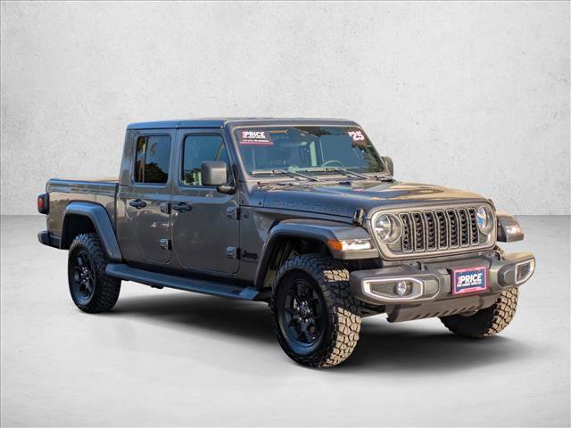 Certified 2025 Jeep Gladiator Sport image 4