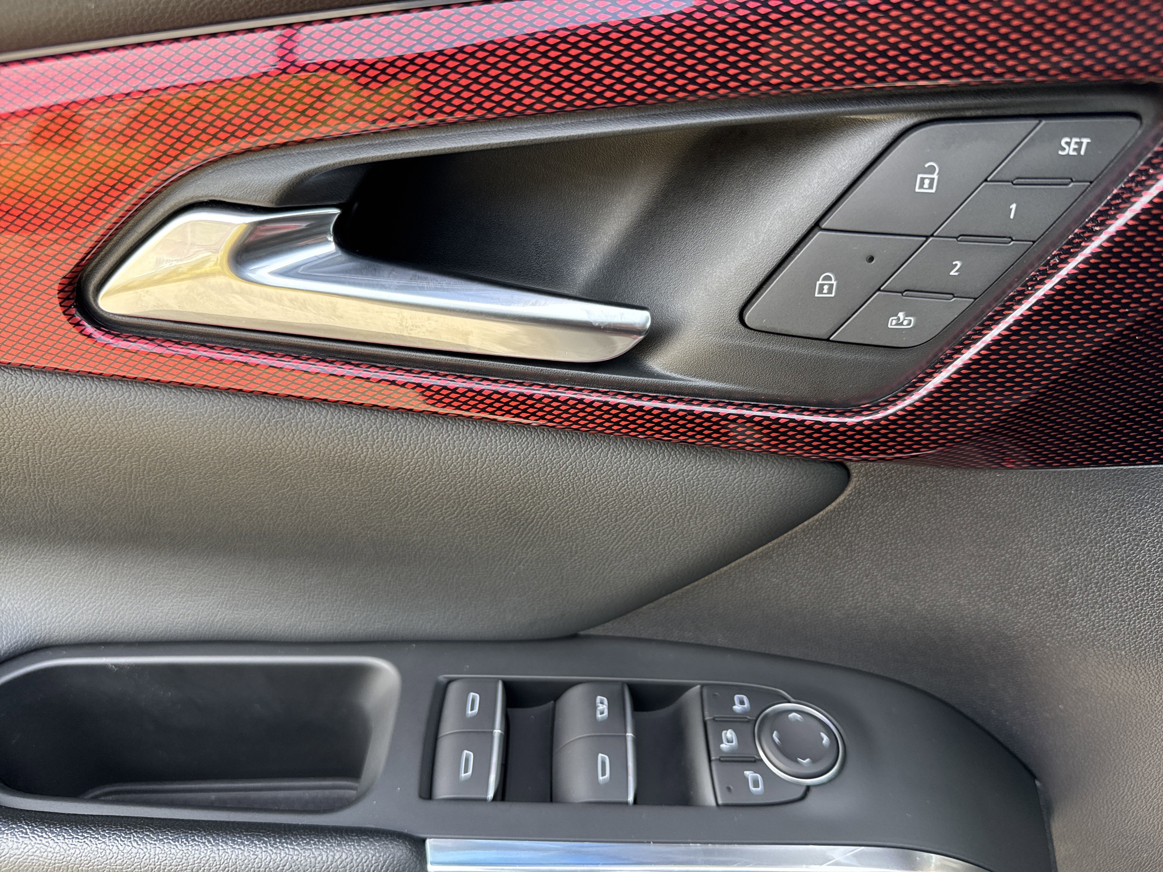 Used 2024 Chevrolet Traverse RS image 15