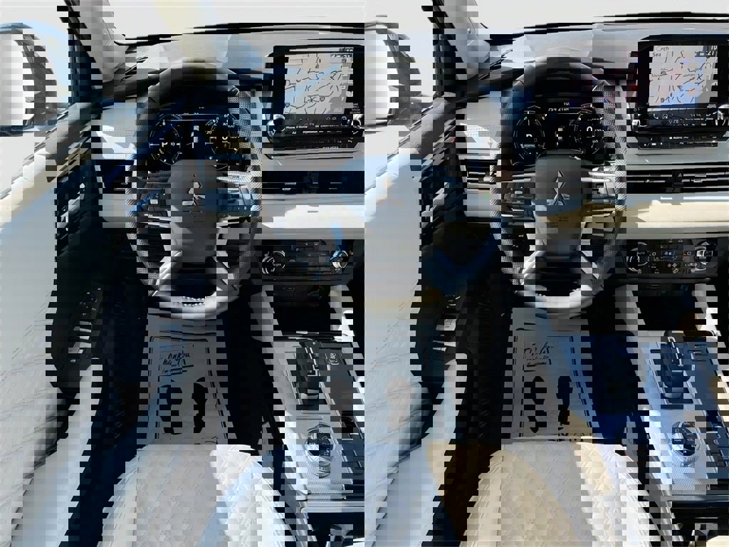 New 2025 Mitsubishi Outlander 4WD Plug-In Hybrid image 27