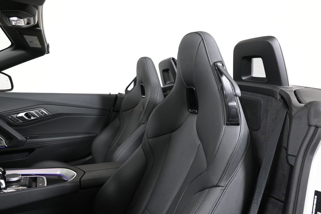 Certified 2024 BMW Z4 sDrive30i w/ Premium Package image 22