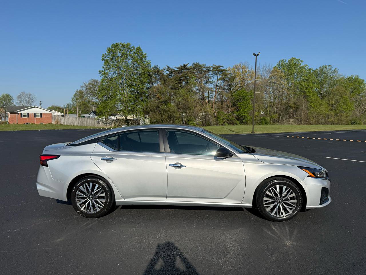 Used 2024 Nissan Altima 2.5 SV image 5