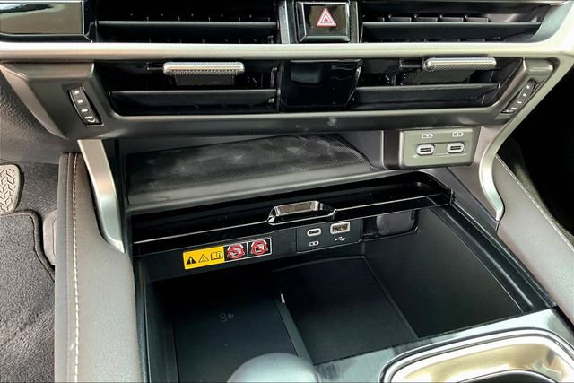 Used 2024 Lexus RX 350 FWD w/ Technology Package image 37