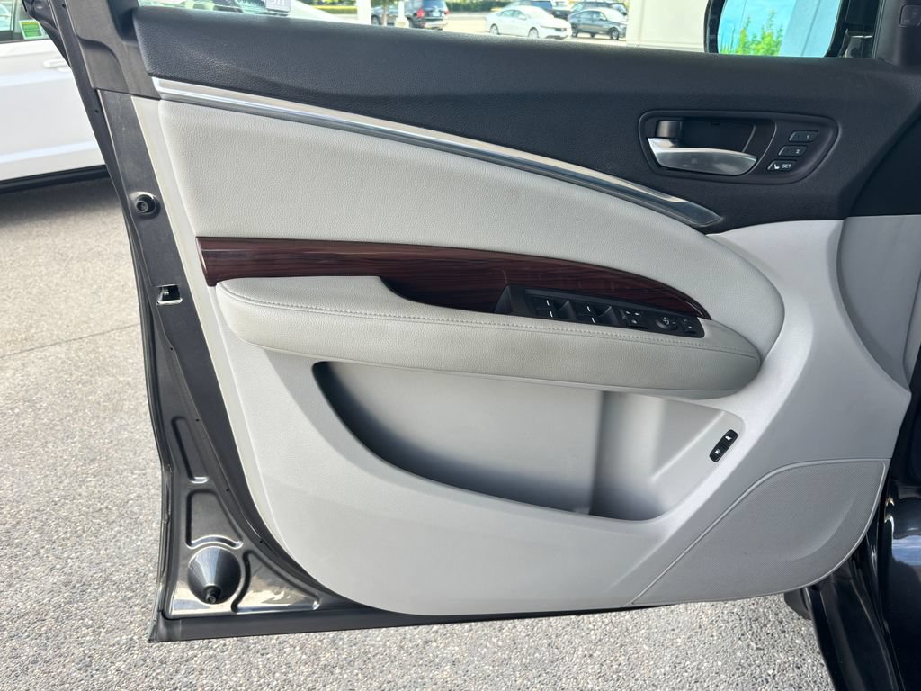 Used 2016 Acura MDX SH-AWD w/ Technology Package image 27