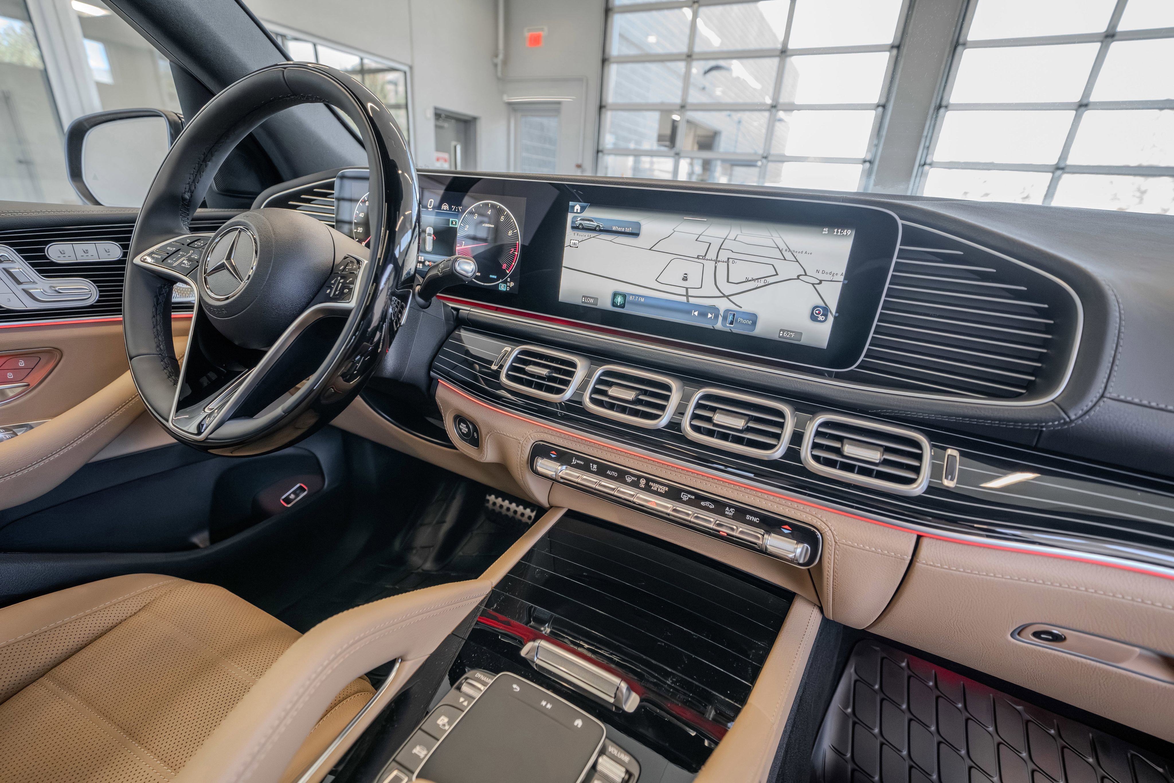 New 2026 Mercedes-Benz GLS 580 4MATIC image 19