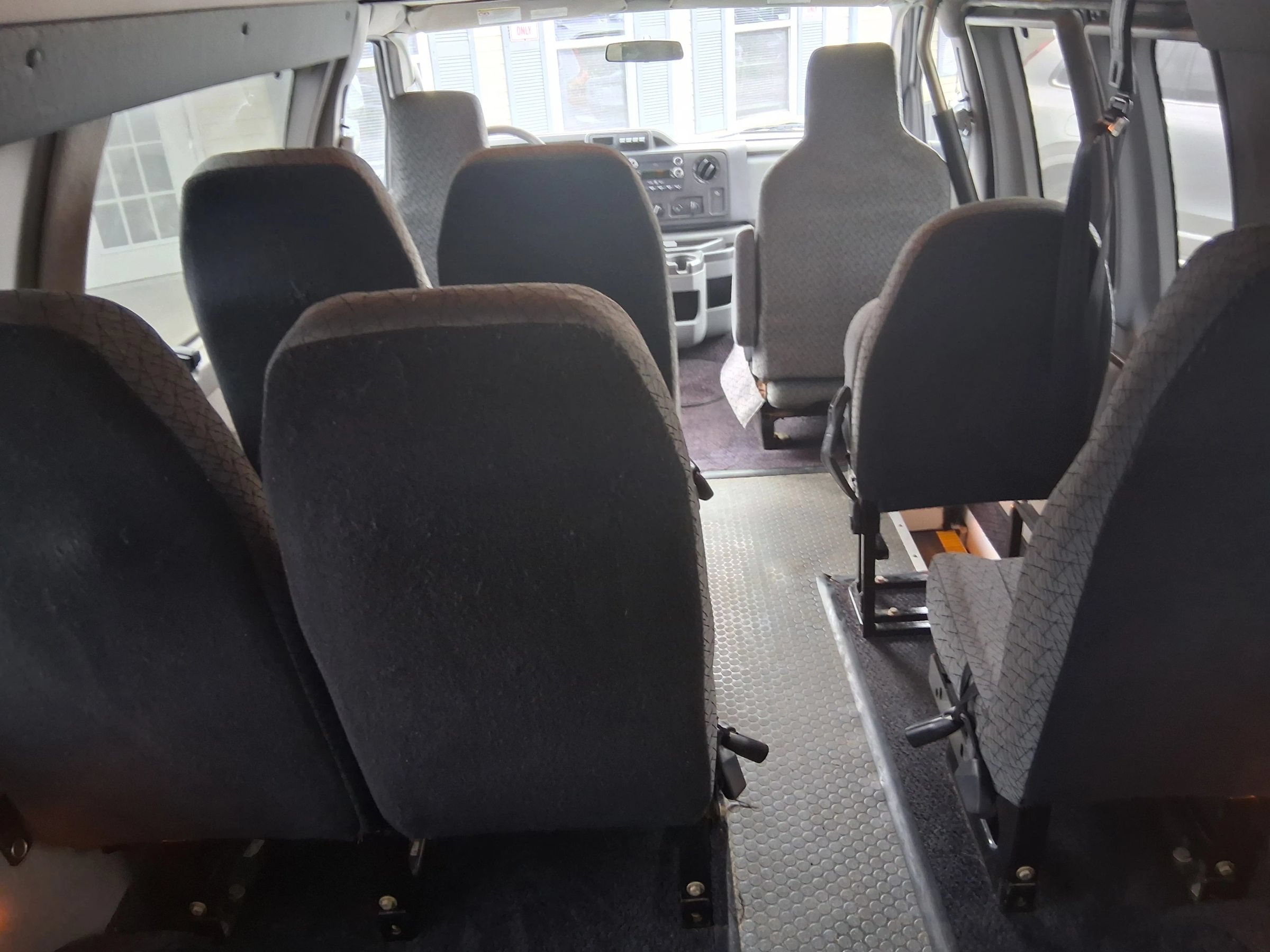 Used 2014 Ford E-250 and Econoline 250 Extended RWD image 21