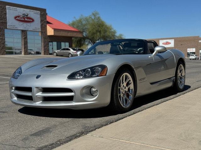 Used 2003 Dodge Viper SRT-10 image 7