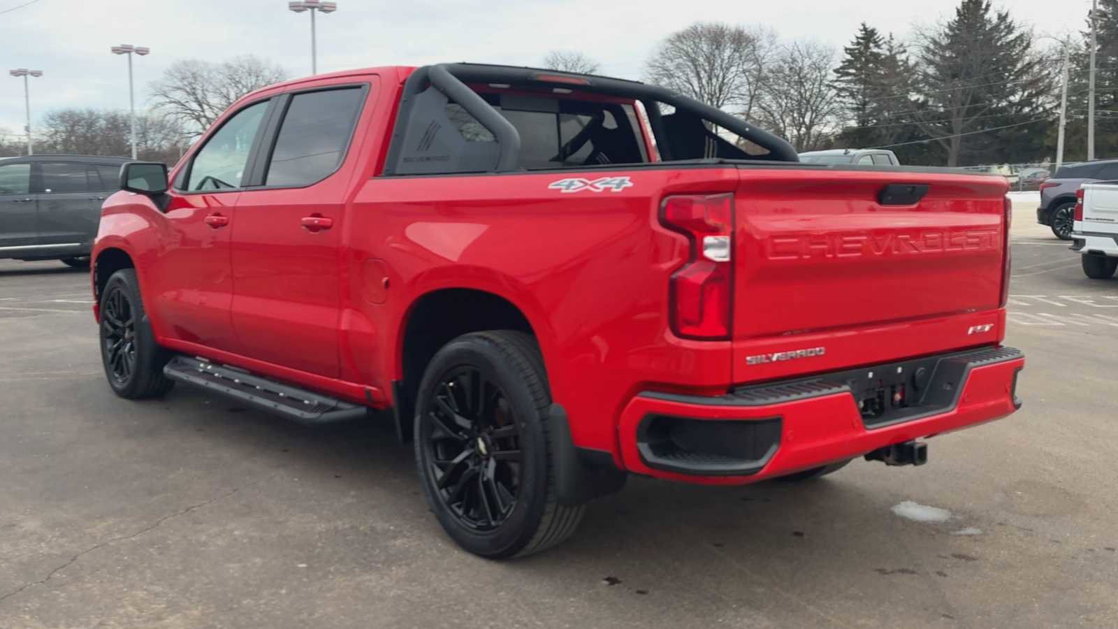 Certified 2019 Chevrolet Silverado 1500 RST image 4
