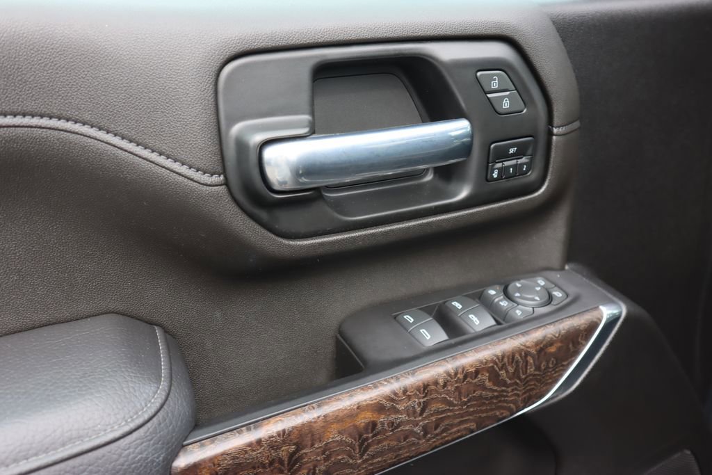 Used 2022 GMC Sierra 2500 Denali w/ Denali Ultimate Package image 21