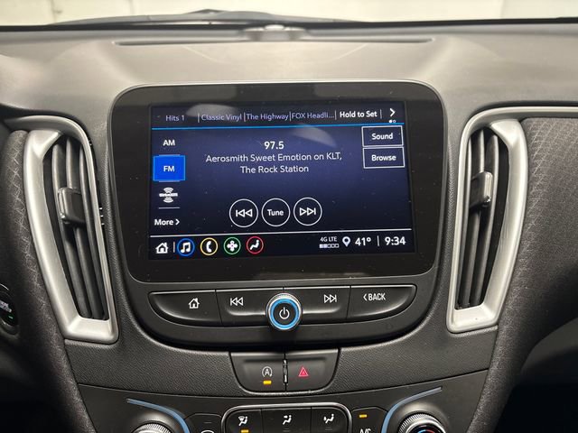 Used 2022 Chevrolet Malibu LT image 29