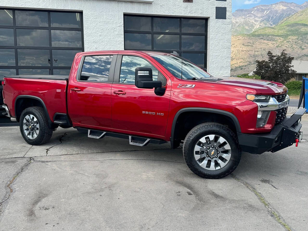 Used 2022 Chevrolet Silverado 3500 LT w/ All Star Edition AWD/4WD image 3