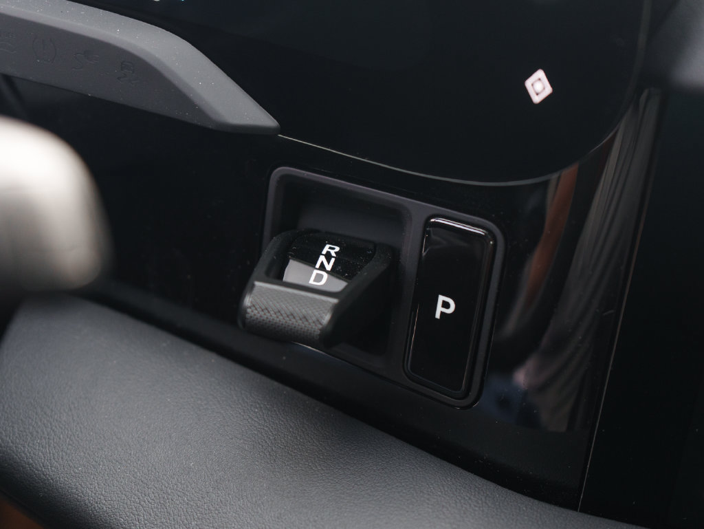 New 2026 Porsche Taycan AWD/4WD image 29