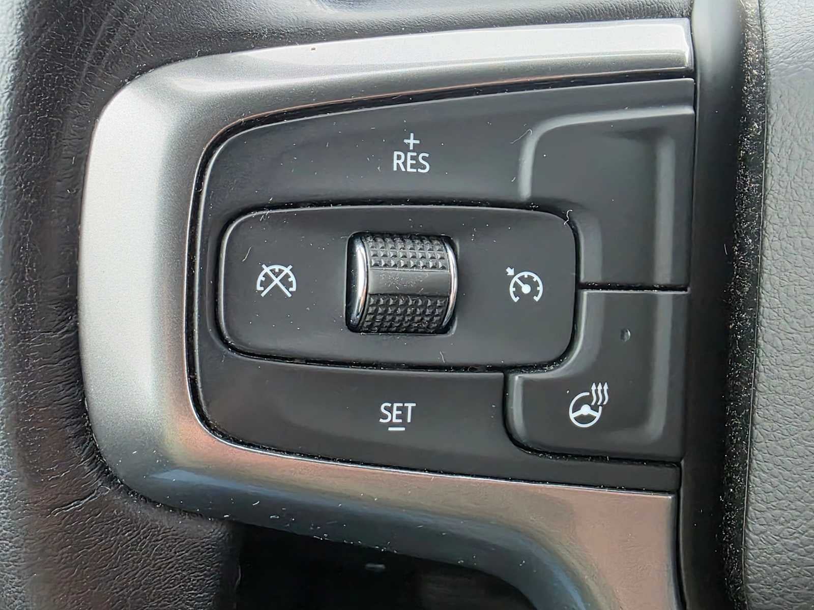 Used 2020 Chevrolet Silverado 1500 LT w/ All-Star Edition AWD/4WD image 31