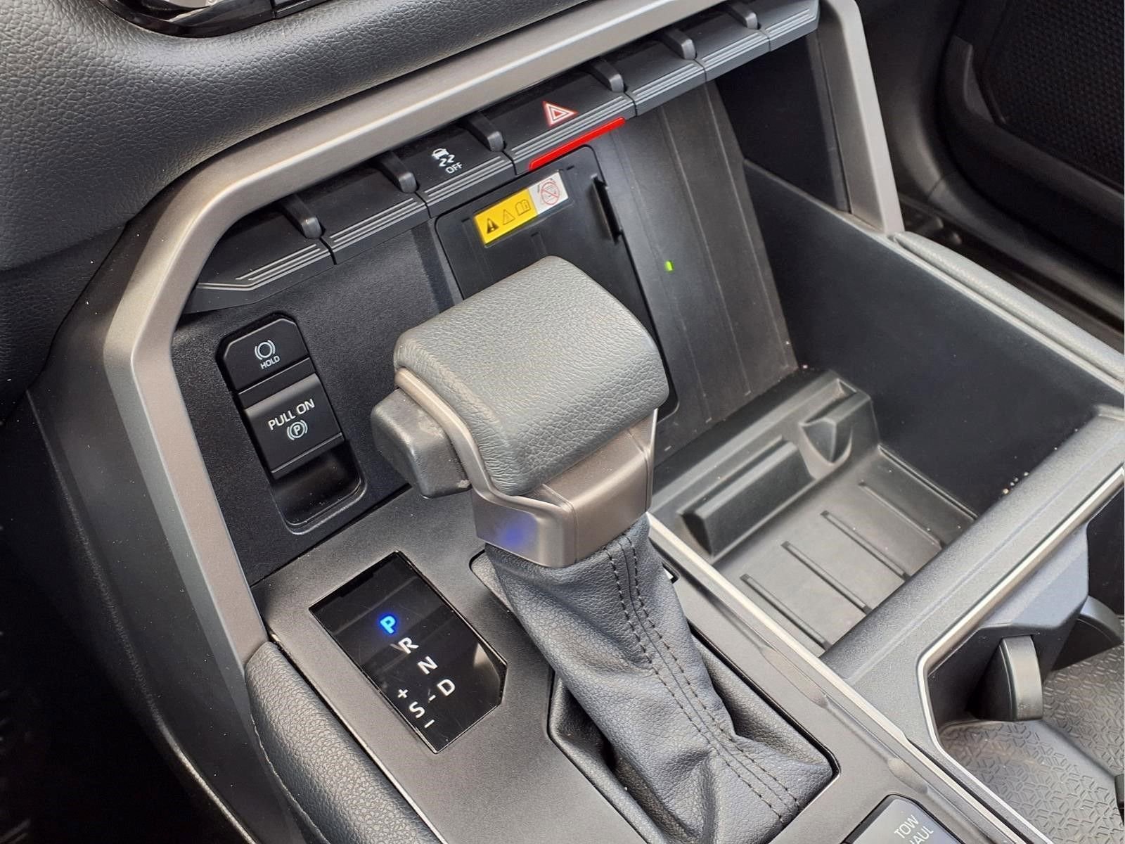 Used 2023 Toyota Tundra Limited w/ Power Package AWD/4WD image 19