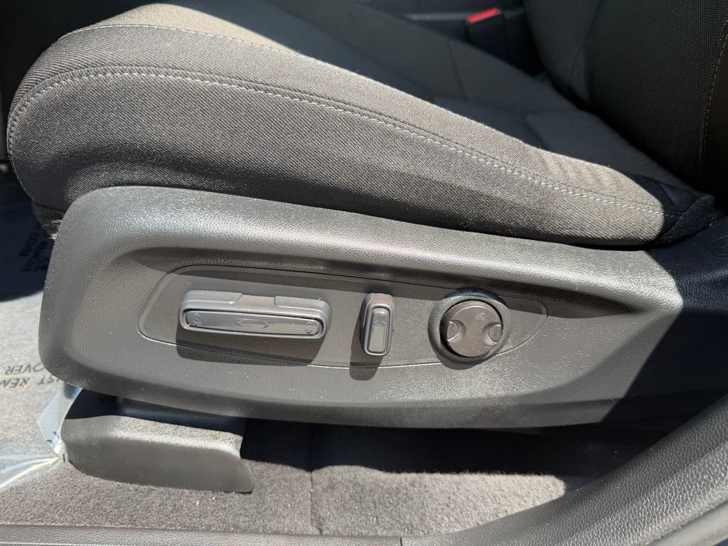 Certified 2024 Honda CR-V EX image 17
