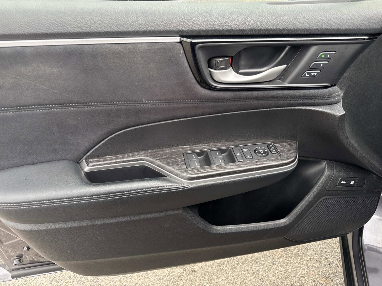 Used 2018 Honda Clarity Touring image 14