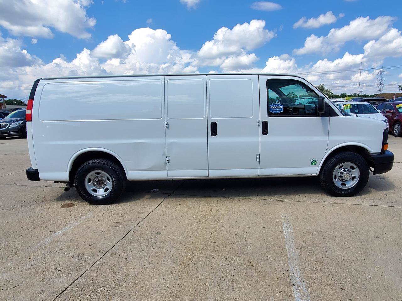 Used 2014 Chevrolet Express 3500 Extended RWD image 4