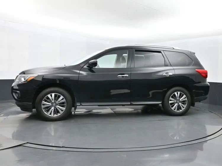 Used 2020 Nissan Pathfinder SL image 5