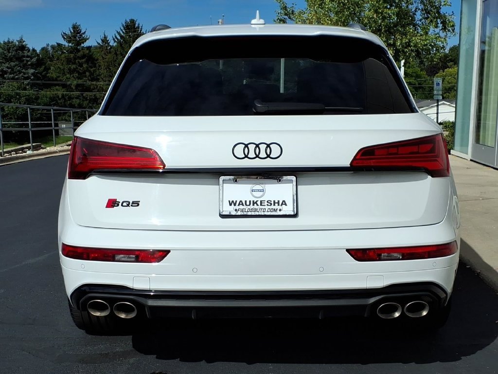 Used 2024 Audi SQ5 Prestige w/ Prestige Package AWD/4WD image 4