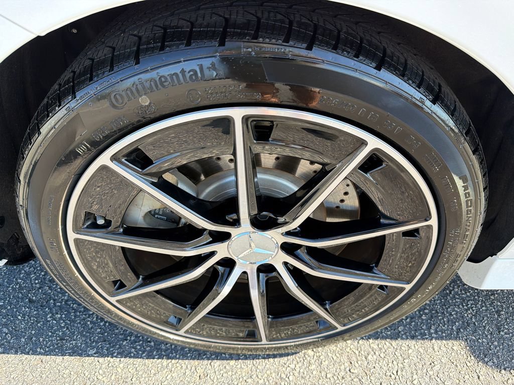 Used 2025 Mercedes-Benz CLA 35 AMG 4MATIC image 17