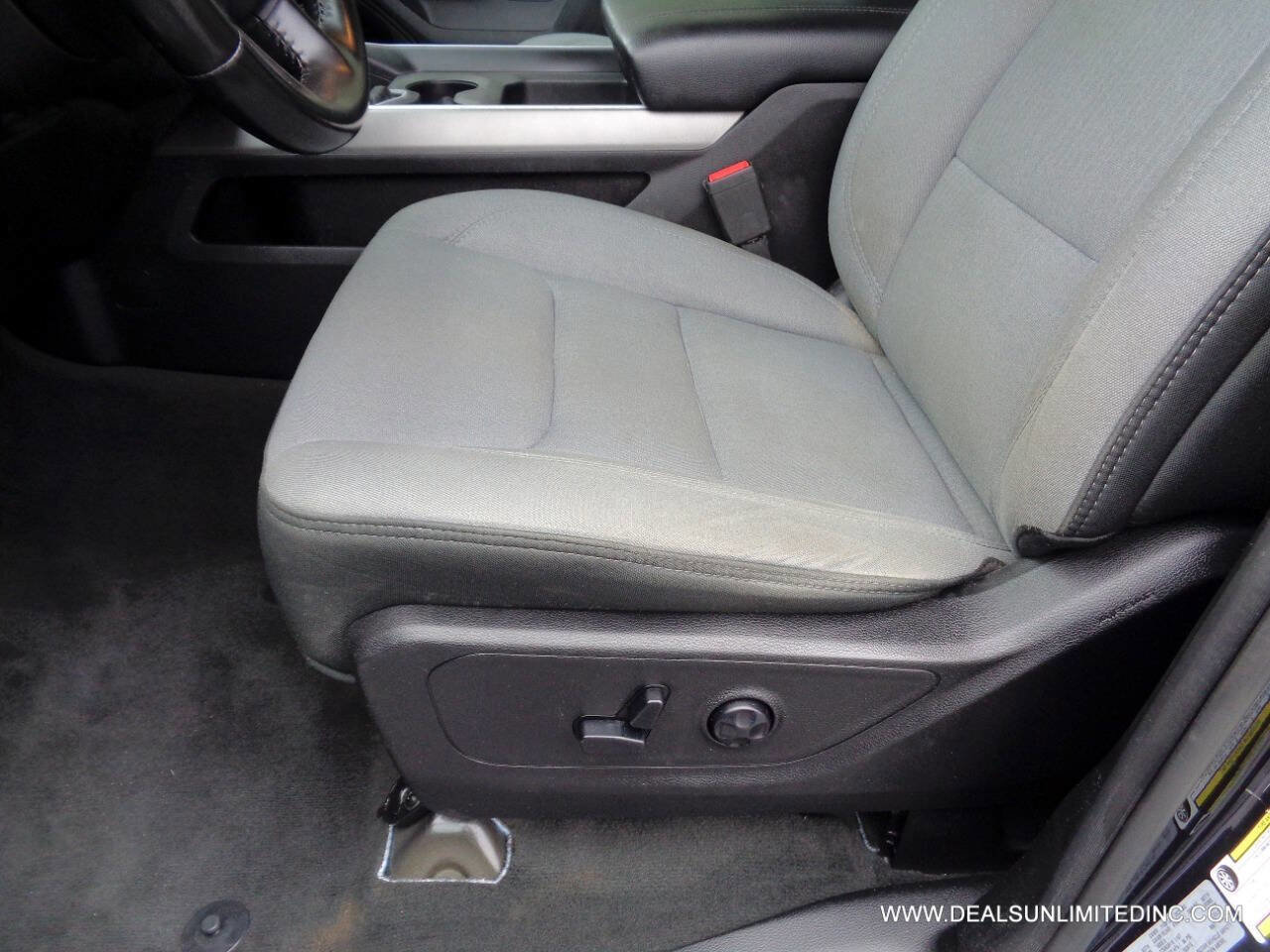 Used 2021 RAM 1500 Big Horn image 9