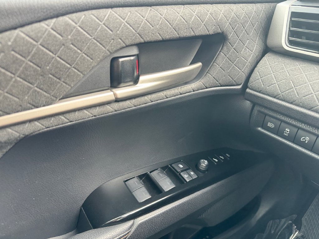 Certified 2025 Toyota Camry XLE w/ Premium Plus Package AWD/4WD image 11