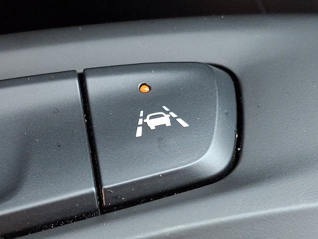 Certified 2025 Chevrolet Trax LS w/ LS Convenience Package FWD image 24