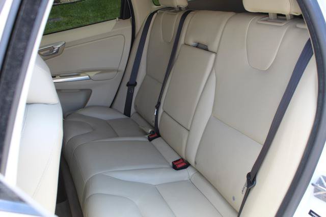 Used 2015 Volvo XC60 T6 Premier Plus AWD/4WD image 20