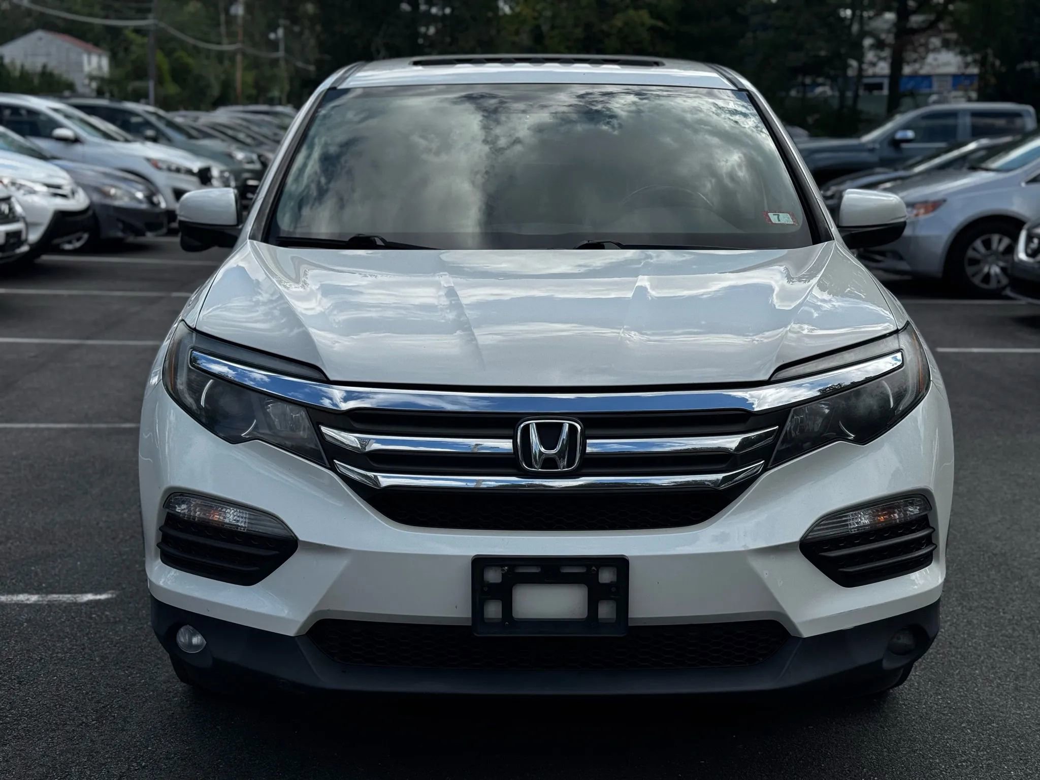 Used 2017 Honda Pilot EX-L image 2