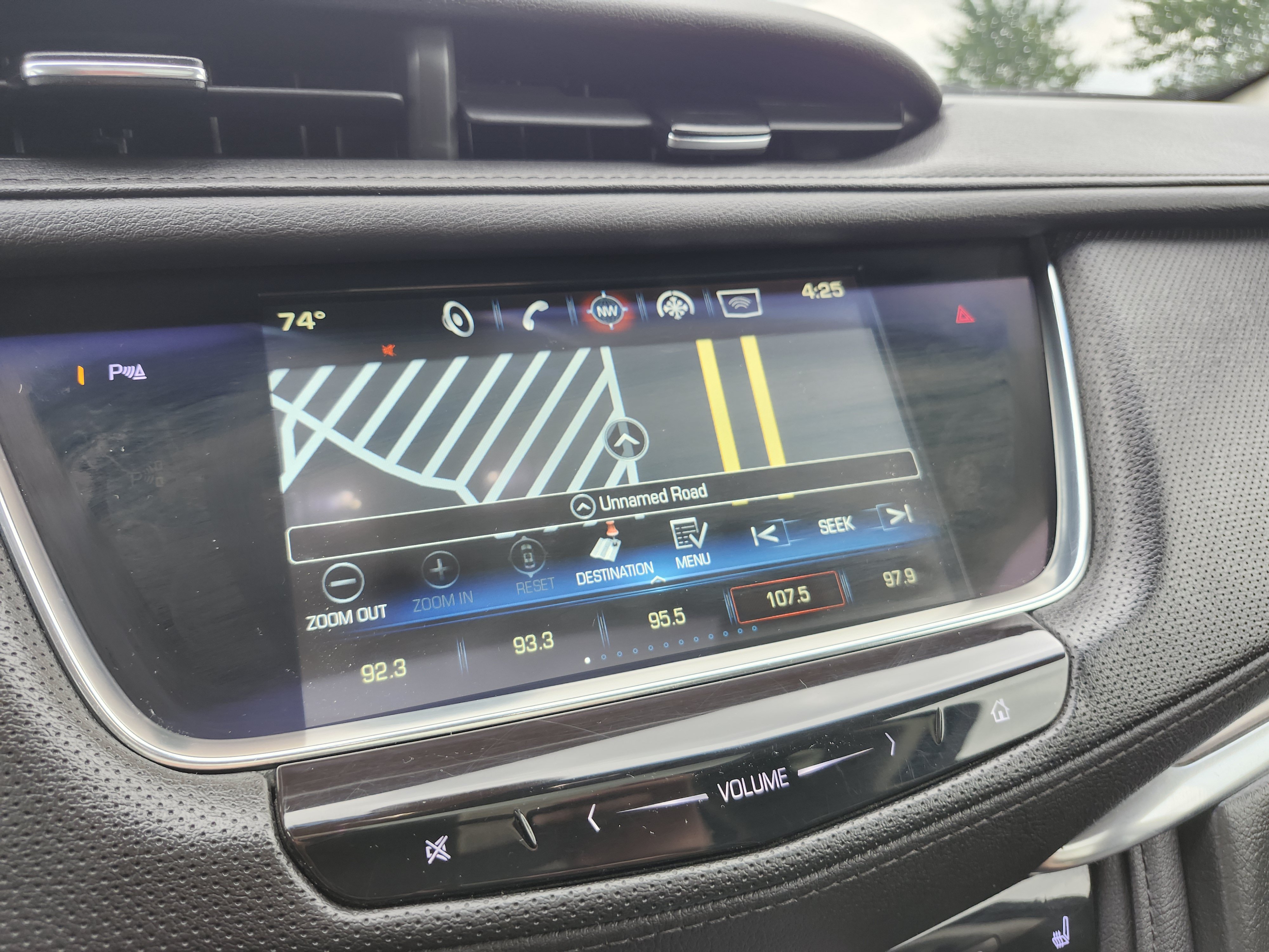 Used 2019 Cadillac XT5 Luxury AWD/4WD image 7