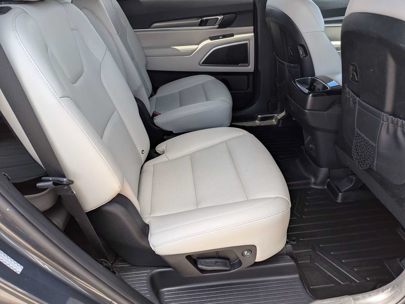 Used 2021 Kia Telluride S AWD/4WD image 19