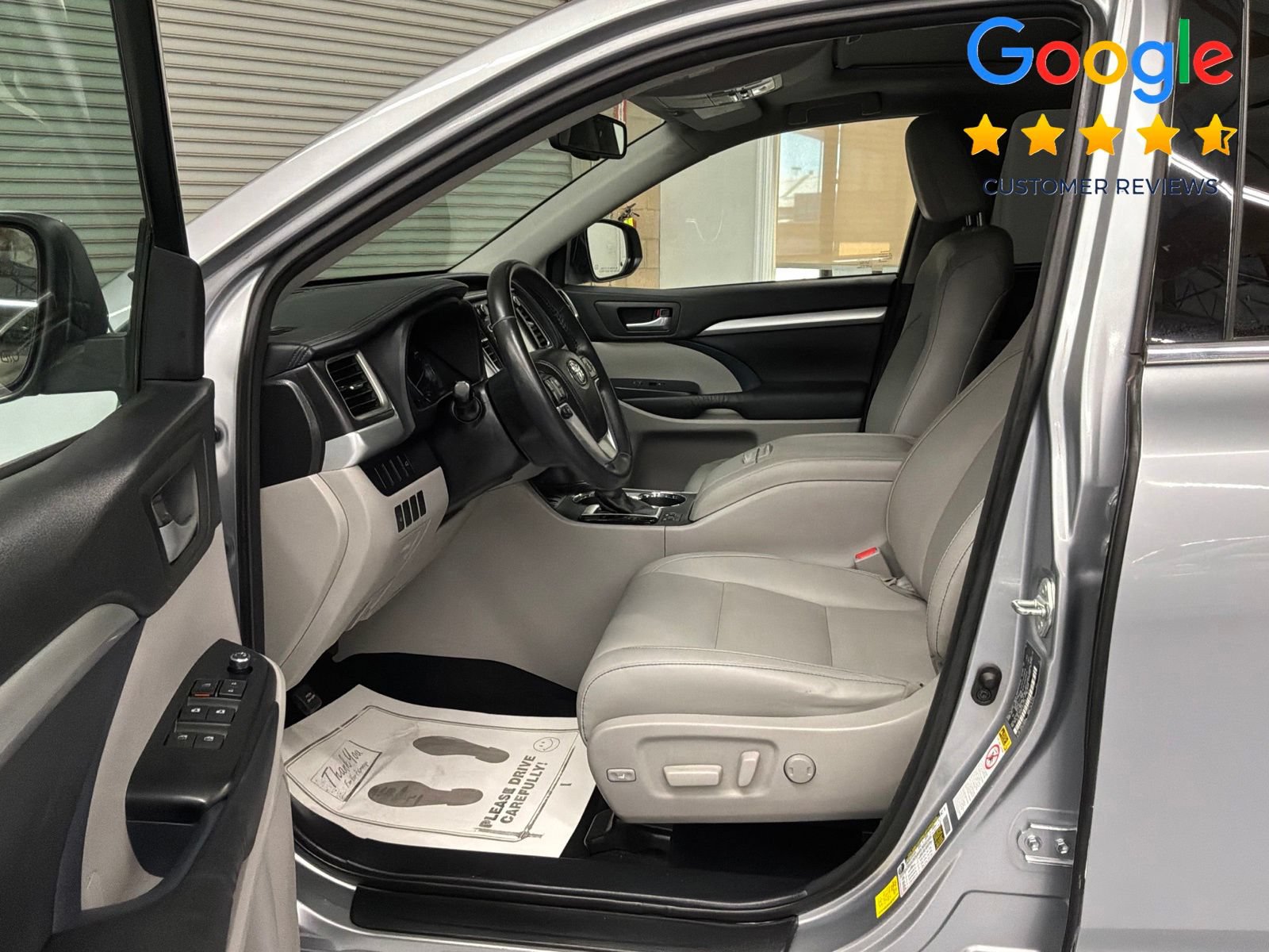 Used 2015 Toyota Highlander XLE FWD image 12