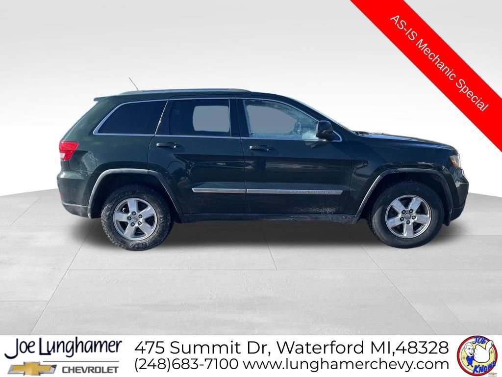 Used 2011 Jeep Grand Cherokee Laredo w/ Trailer Tow Group image 2